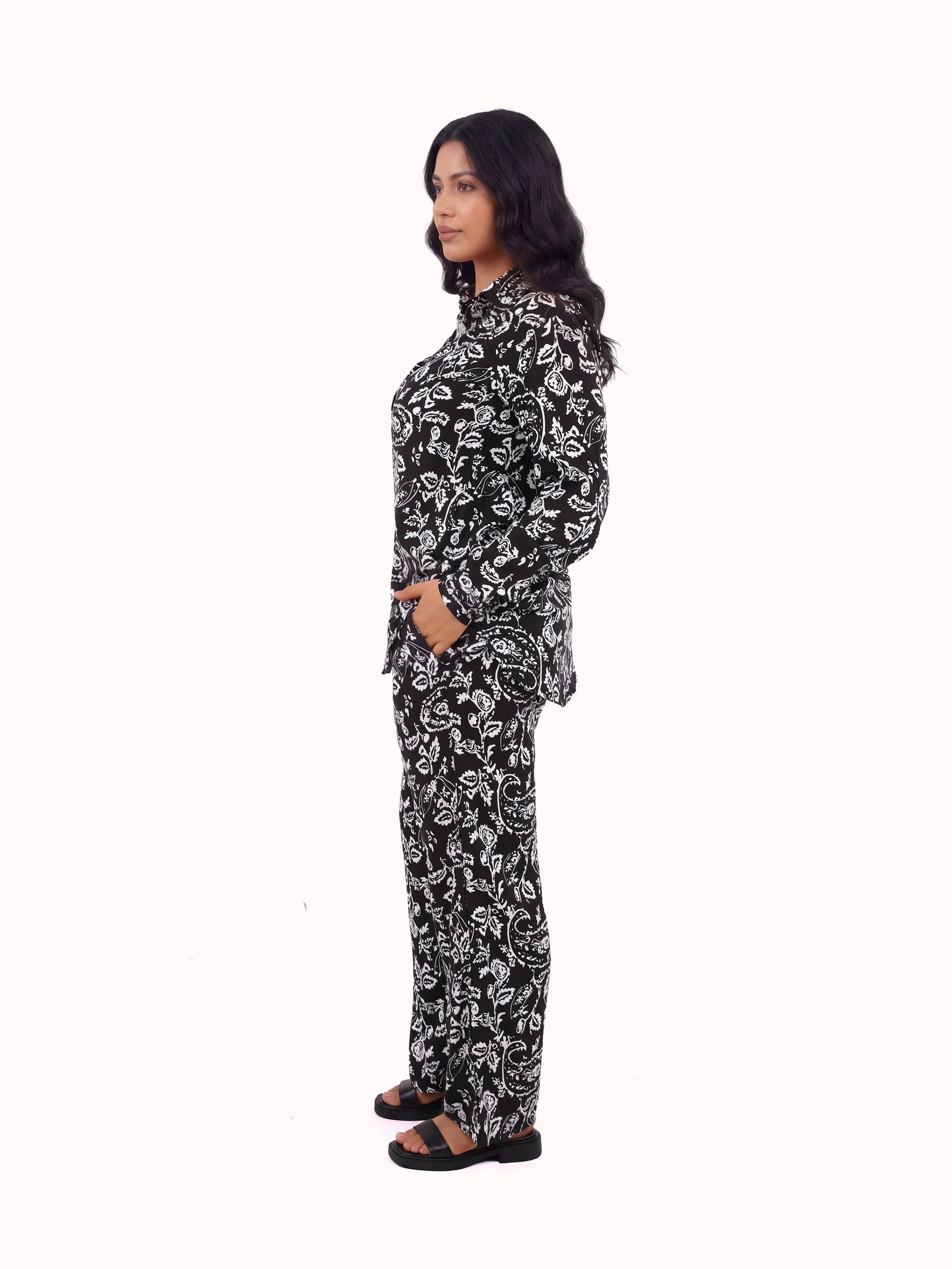 2 Piece Set Long Sleeve & Pants – Paisley