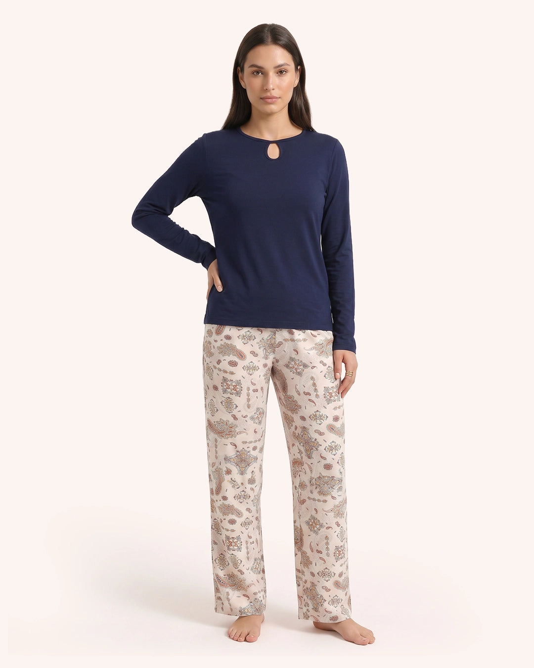 2 Piece Pajama Set Long Sleeve Top & Printed Pants