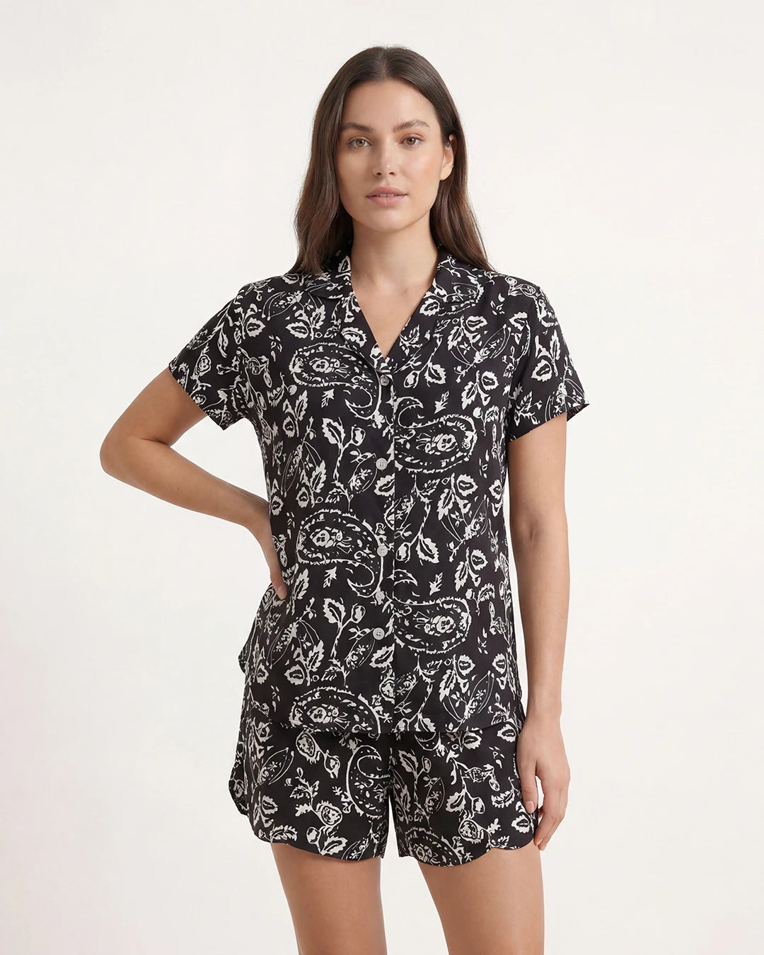 2 Piece Set Short Sleeve & Short – Paisley